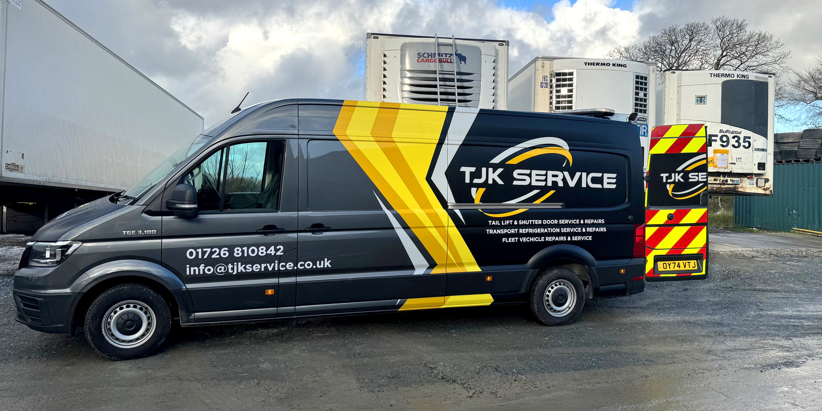 Tail Lift Services Cornwall 1