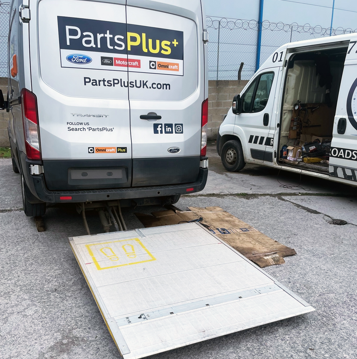Tail Lift Services Cornwall 3